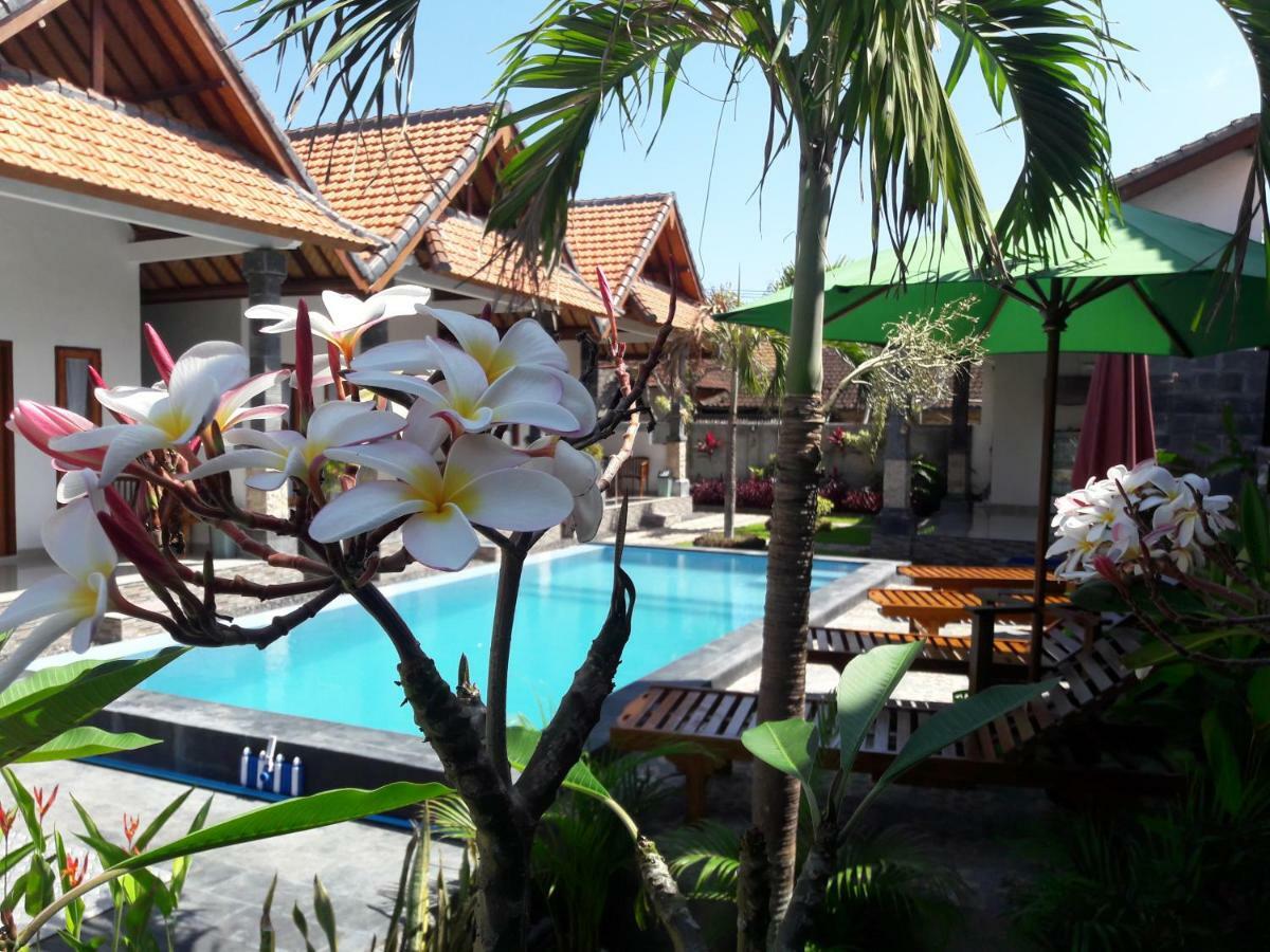 Miko Bali Bungalow Toyapakeh Exterior photo